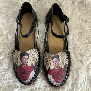 Sandals with Frida Khalo image